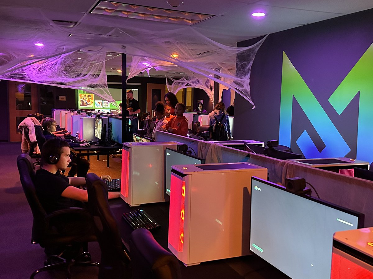 metroesports's tweet photo. Do you like the cobwebs? https://t.co/3353ntk6sB
