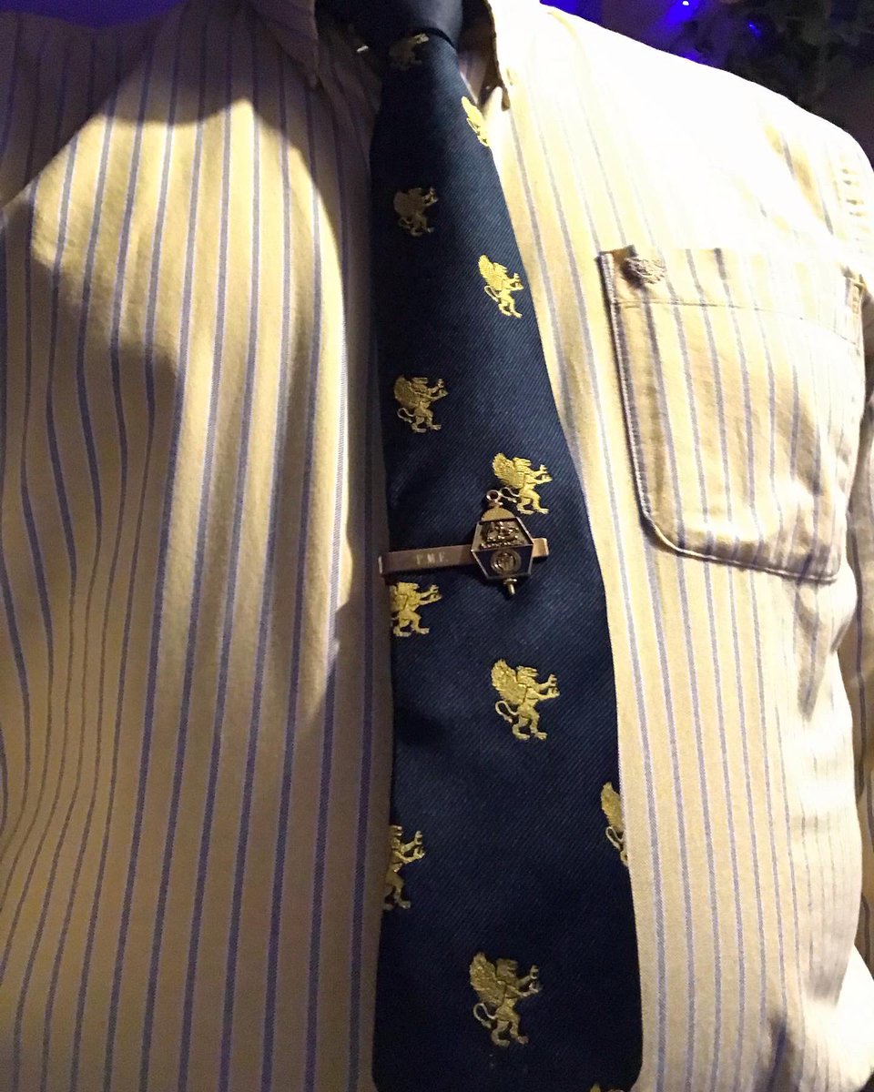 PMFontana's tweet photo. TIE STORY 3: When the @CanisiusCollege rep comes to the All Hallows College Fair, I have to polish up my #DiGamma tie clip and sport my Golden Griffins tie from Buffalo’s own #SquireShop! #paulsties #tiestory #GoldenGriffins #BlueandGold #Griffs https://t.co/HuTdcTNXxZ