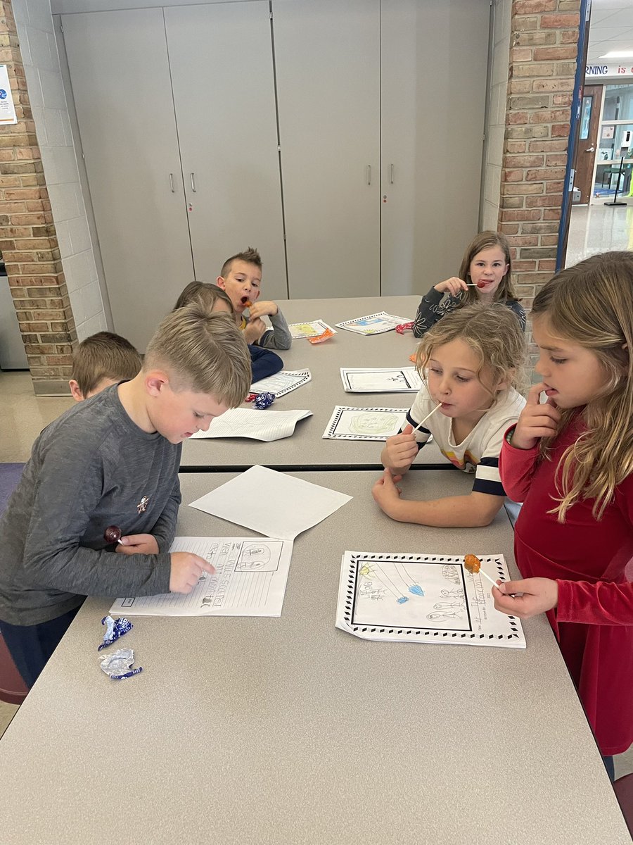 mrskhantz's tweet photo. Sharing our small moment stories as we celebrate the end of our first writing unit. https://t.co/vRN8lAsbUt
