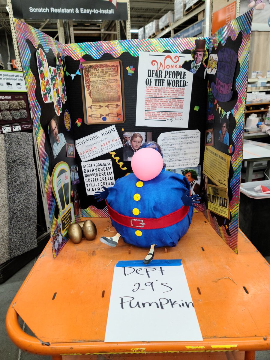 Judipam0815's tweet photo. @Edward_Shelley @njr2408 @ScottRoop @THD_HXT Pumpkin decorating at Store # 0776 in Symrna, TN, Appliance Department https://t.co/zoHH6uHkjF