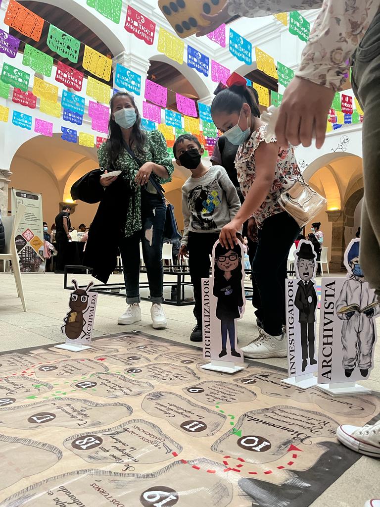 AGEO_GobOax's tweet photo. ¡Llegó el día! Ya estamos en la "6ta Noche de Bibliotecas", organizada por la #RUIO en el marco del "Día del Bibliotecario Oaxaqueño". ¡Les esperamos! https://t.co/aSOcLZGX7g