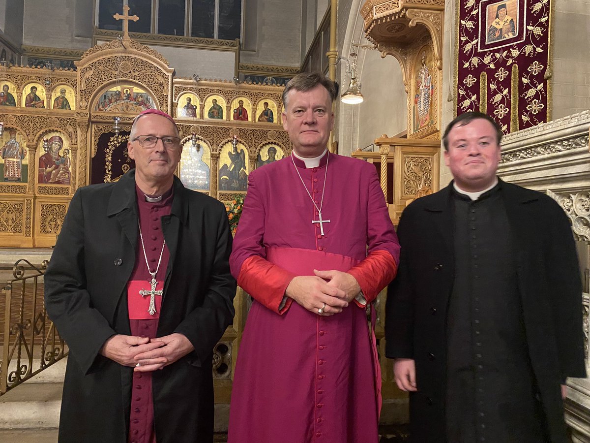 BishopSouthwark's tweet photo. A great honour to worship and dine with HAH Patriarch Bartholomew at St Nectarios, formerly St Bartholomew Battersea @SouthwarkCofE on the first day of his pastoral visit to mark #ArchdioceseofThyateiraandGB100 @OdoxLDN @bishopoffulham @prjk99 @churchofengland #TrinityinUnity https://t.co/yMlPv5tWYR