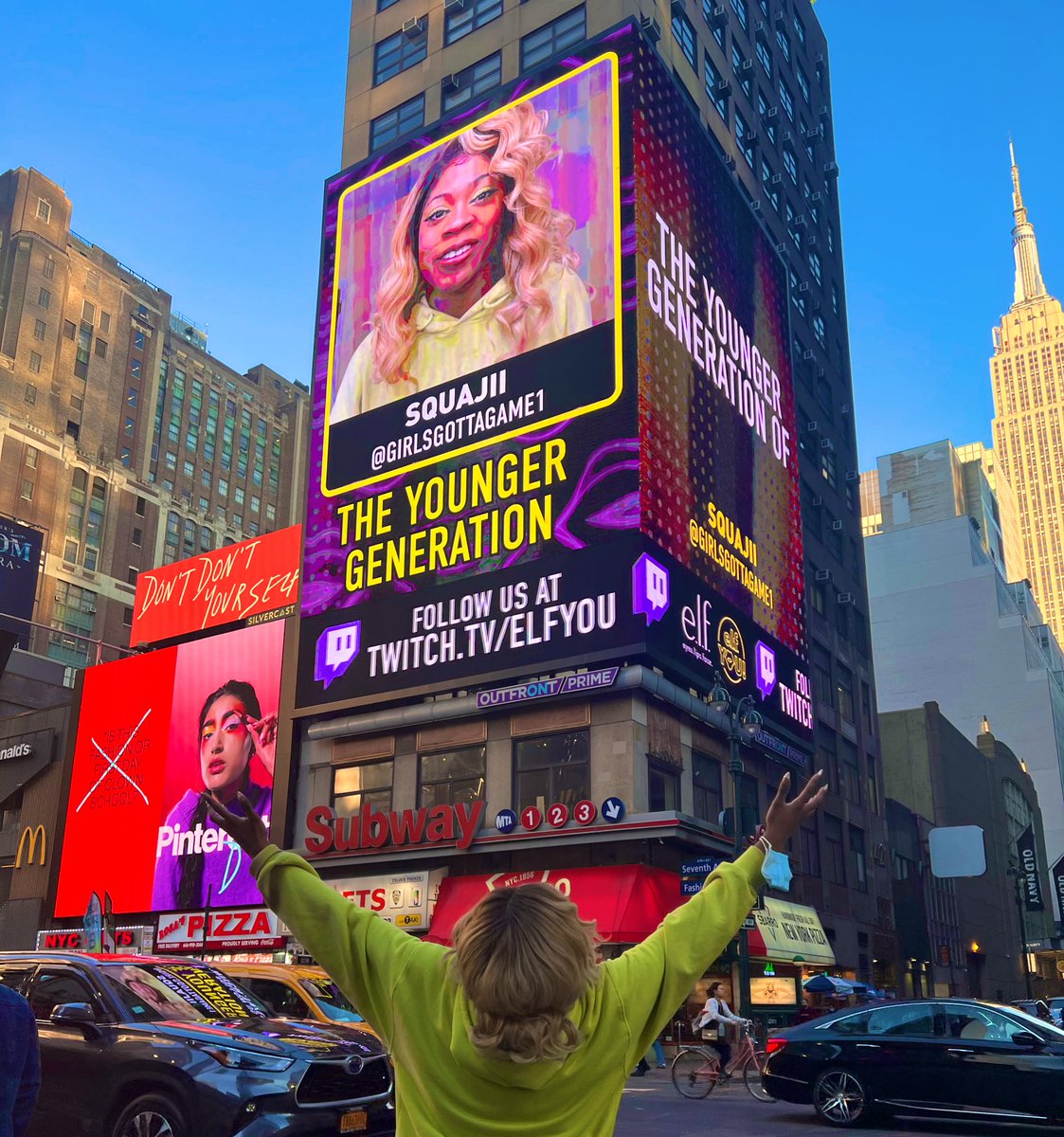 squajii's tweet photo. imagine being on a billboard in Madison Square Garden lol https://t.co/usnZsjdIhA