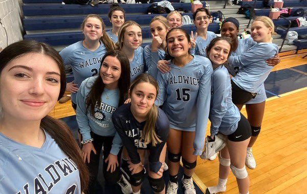 JV improves to 15-5 after a 2 set win against Midland Park. Great team effort and hustle today!