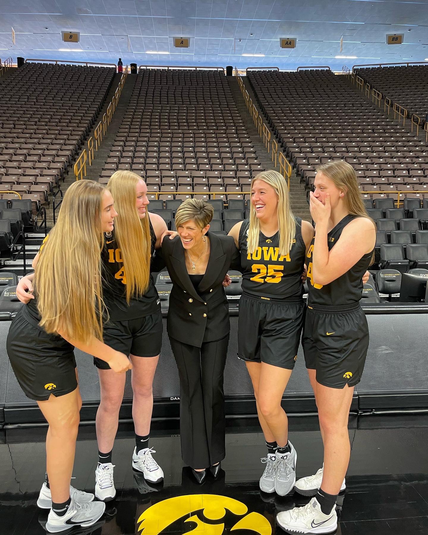Jan Jensen on Twitter "I have B1G ️ for our B1Gs. Whether laughing
