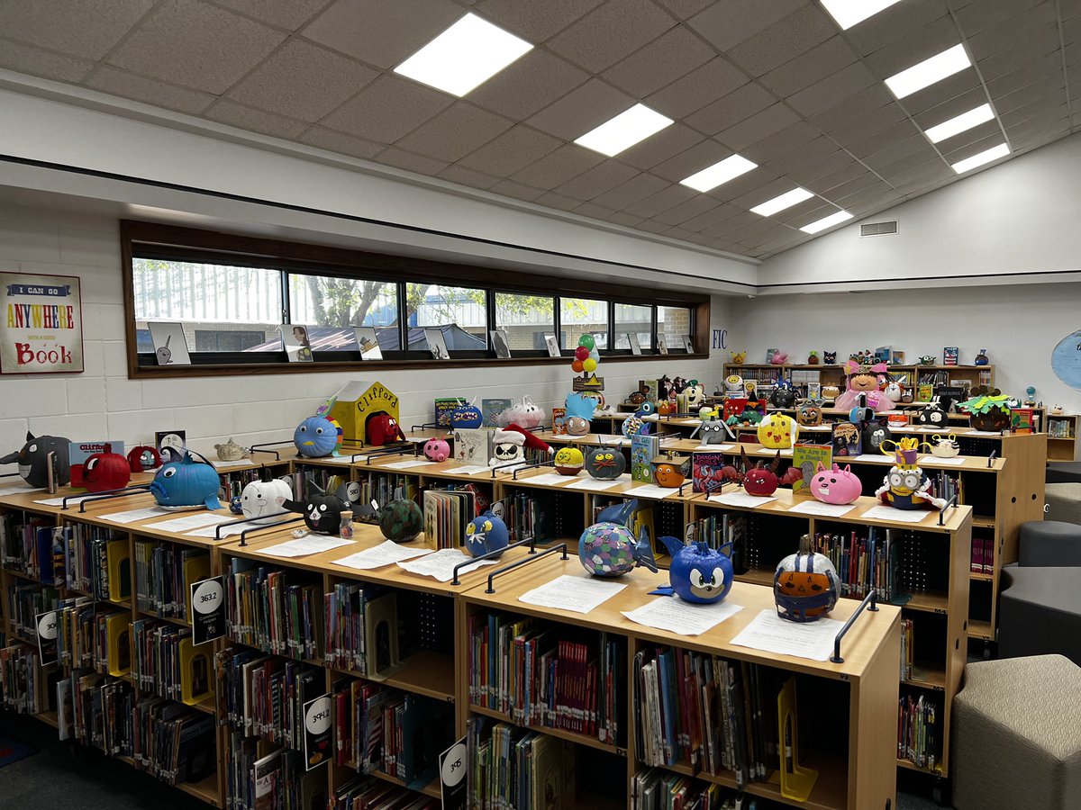 KyleES_library's tweet image. A library full of Storybook Character pumpkins- it doesn’t get much better! @kespanthers