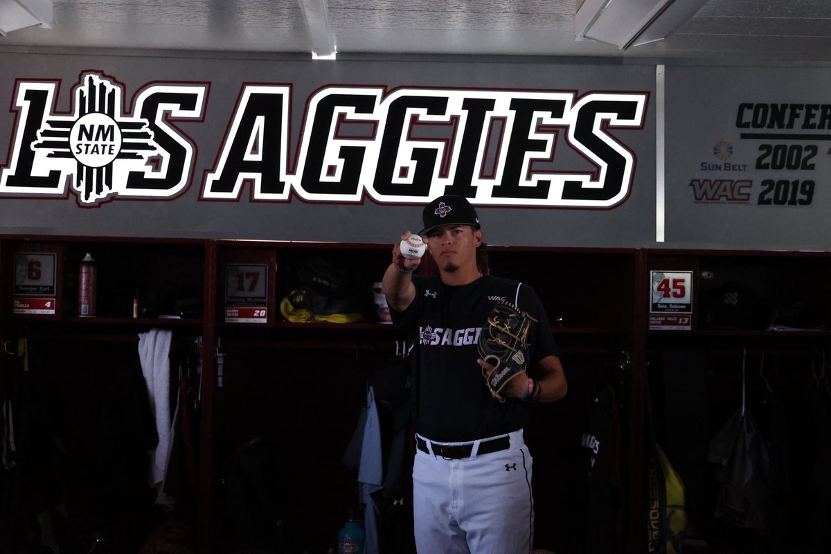 isaacsilva024's tweet photo. Playing a kids game is getting even more fun #Committed #Gunsup #Aggieup @NMStateBaseball https://t.co/FLWi4i0aqZ