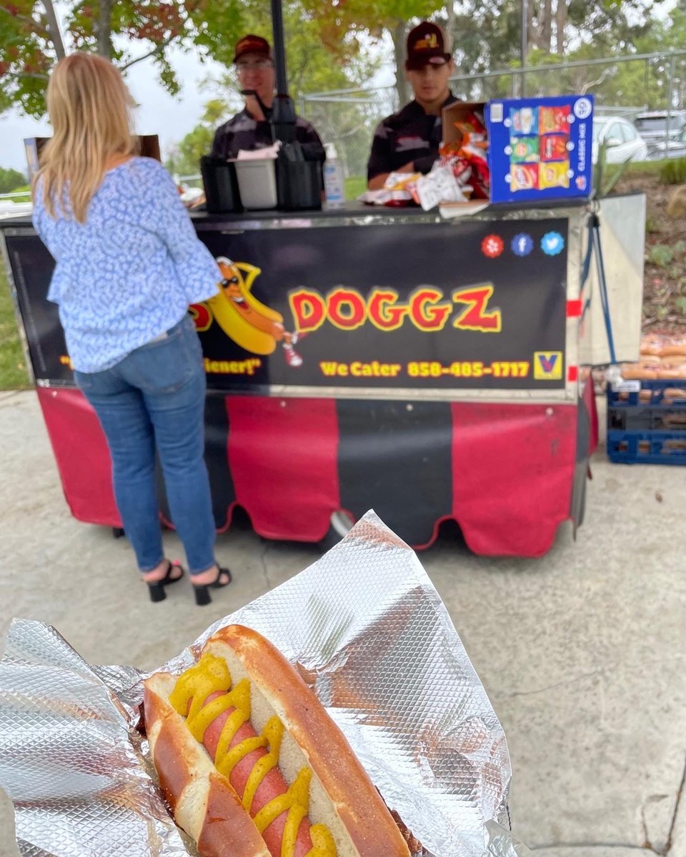Biocept's tweet photo. #FlashbackFriday to our Biocept luncheon with @Duffsdoggz to celebrate the @Padres advancing in the playoffs! Let’s go Padres! https://t.co/61CcAxyRXg
