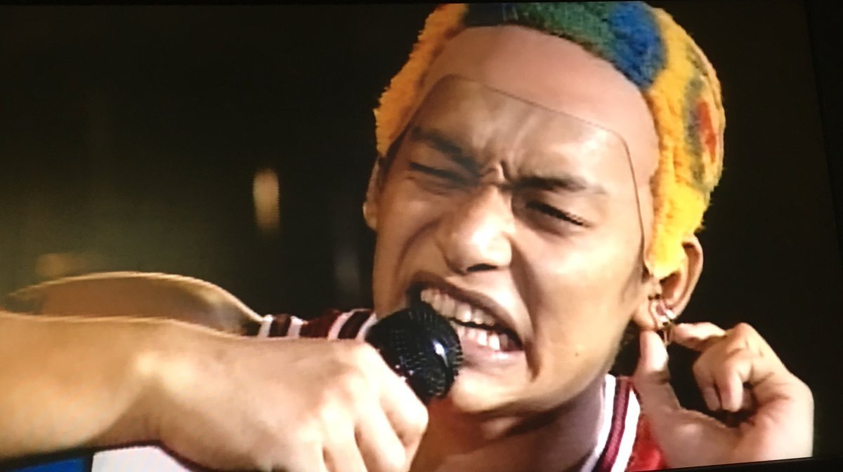 smap_kaeru's tweet image. おはようございます！

僕は
・ワンピースが1番好きです
・スラムダンクは聖書です
・SMAPはヒーローです

尾田先生の今年に向けた去年末の言葉
「ボチボチ動くかなー？赤い髪の男…！！」

知ってたんかな。
朝からなんか鳥肌です。

＃ONEPIECE
＃SLAMDUNK
＃カットマン
＃桜木のモデルはロッドマン