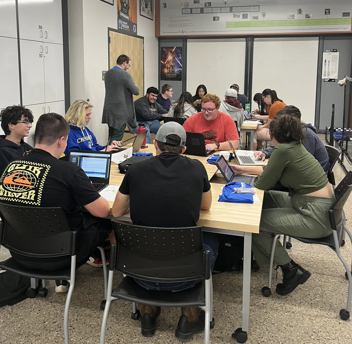 MrsDowning's tweet photo. Student robotics leadership starting their training for VEX Tournaments. They will be running 19 tournaments as tech crew, refs, scorekeepers, etc. #LoveRobotics #StVrainStorm #svvsdrobotics @JacobRobertsCO @areitzig @ICSVVSD https://t.co/dFBLlBKiu2