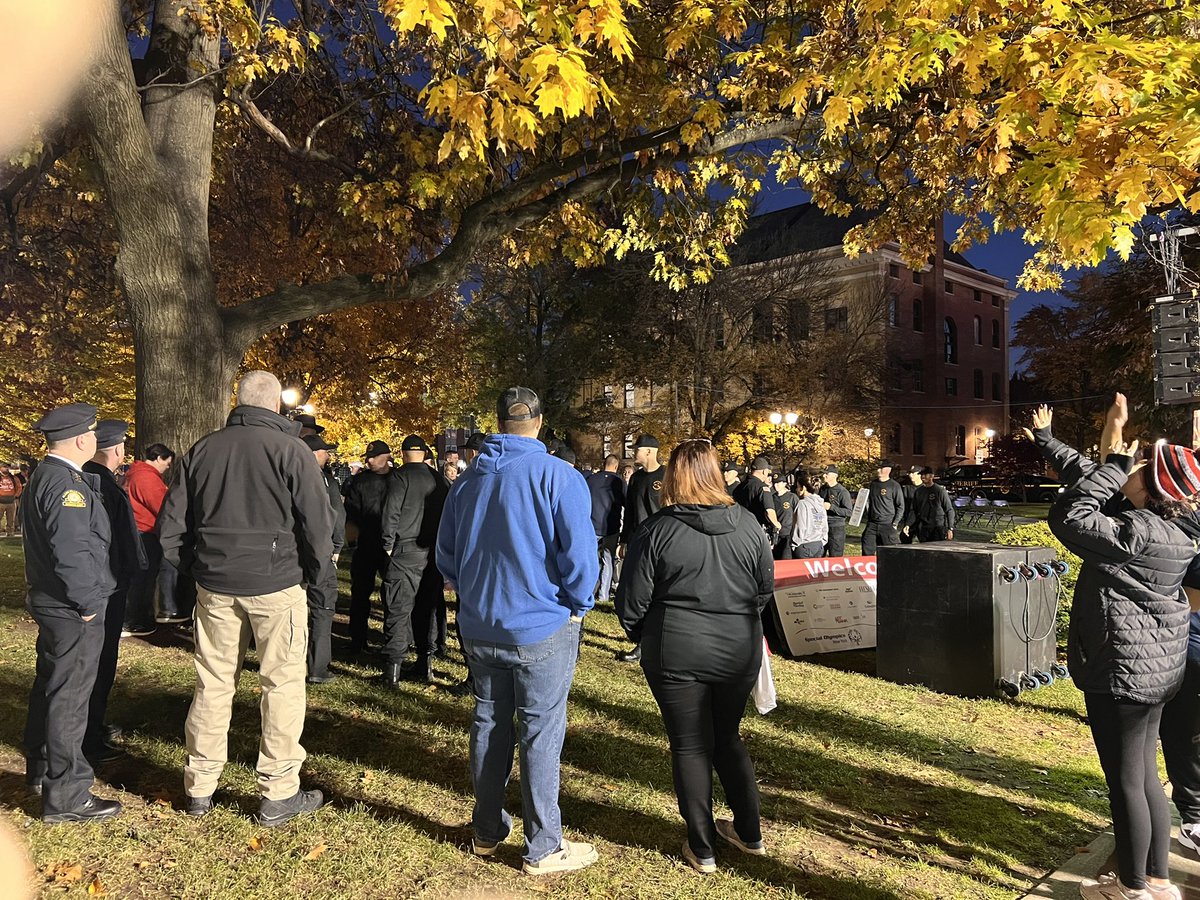 Jean Lapper tweet media