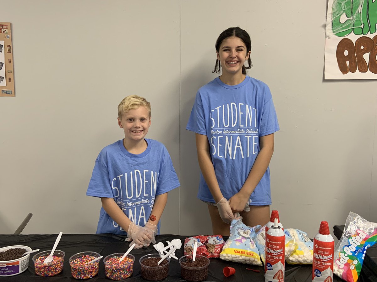 Becky Oppermann tweet media