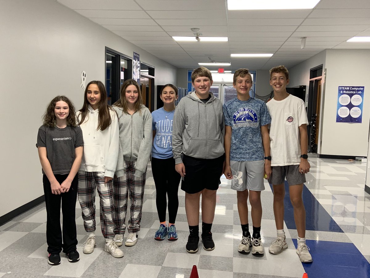 Becky Oppermann tweet media