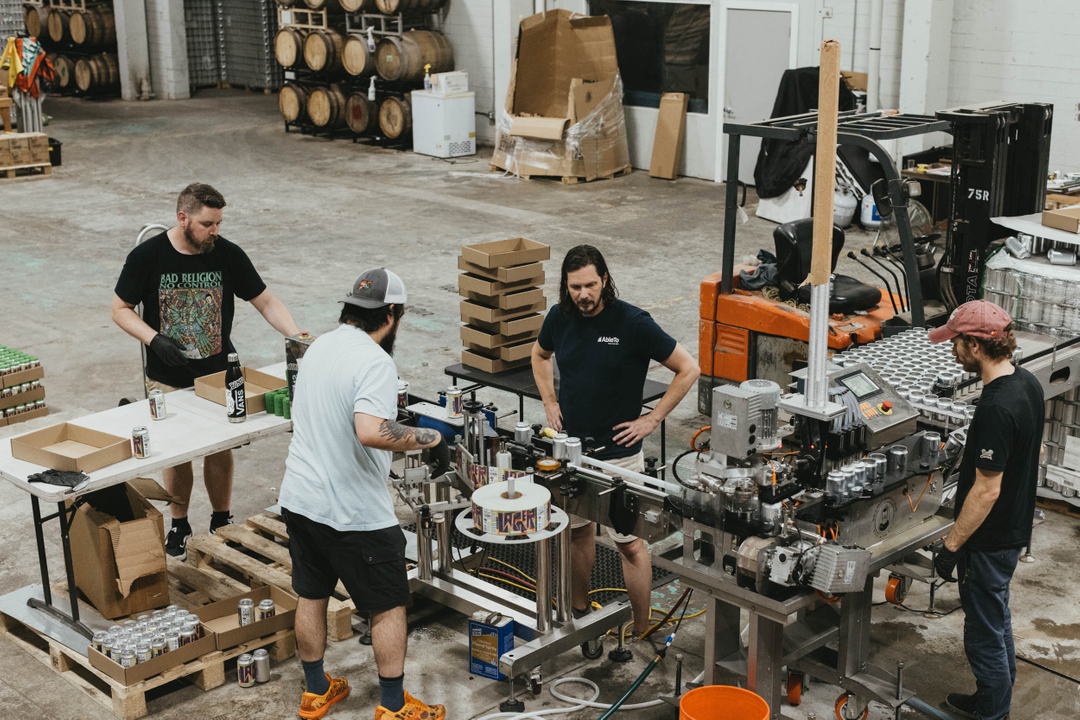 TylerStationTX's tweet photo. "Oak Cliff Brewing Co. opened its doors in 2018 and has been the favorite gathering place for neighbors ever since. They just celebrated their fourth anniversary, and are now canning their signature beers."
· · · · · · · · · · ·
Read the full story on Joel and Oak Clif https://t.co/o9kutRCYLl