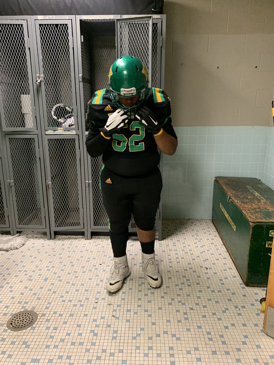 CJWilliams_01's tweet photo. OFF TO WAR #BEATCBHS https://t.co/GLZYSgItvB