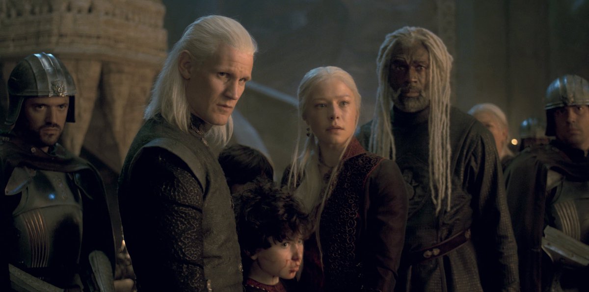 daemyrasafe's tweet photo. "he [daemon] has a sense of duty to his family. i think he'd lie on his sword for his brother and rhaenyra." https://t.co/QY8VMs8YDy