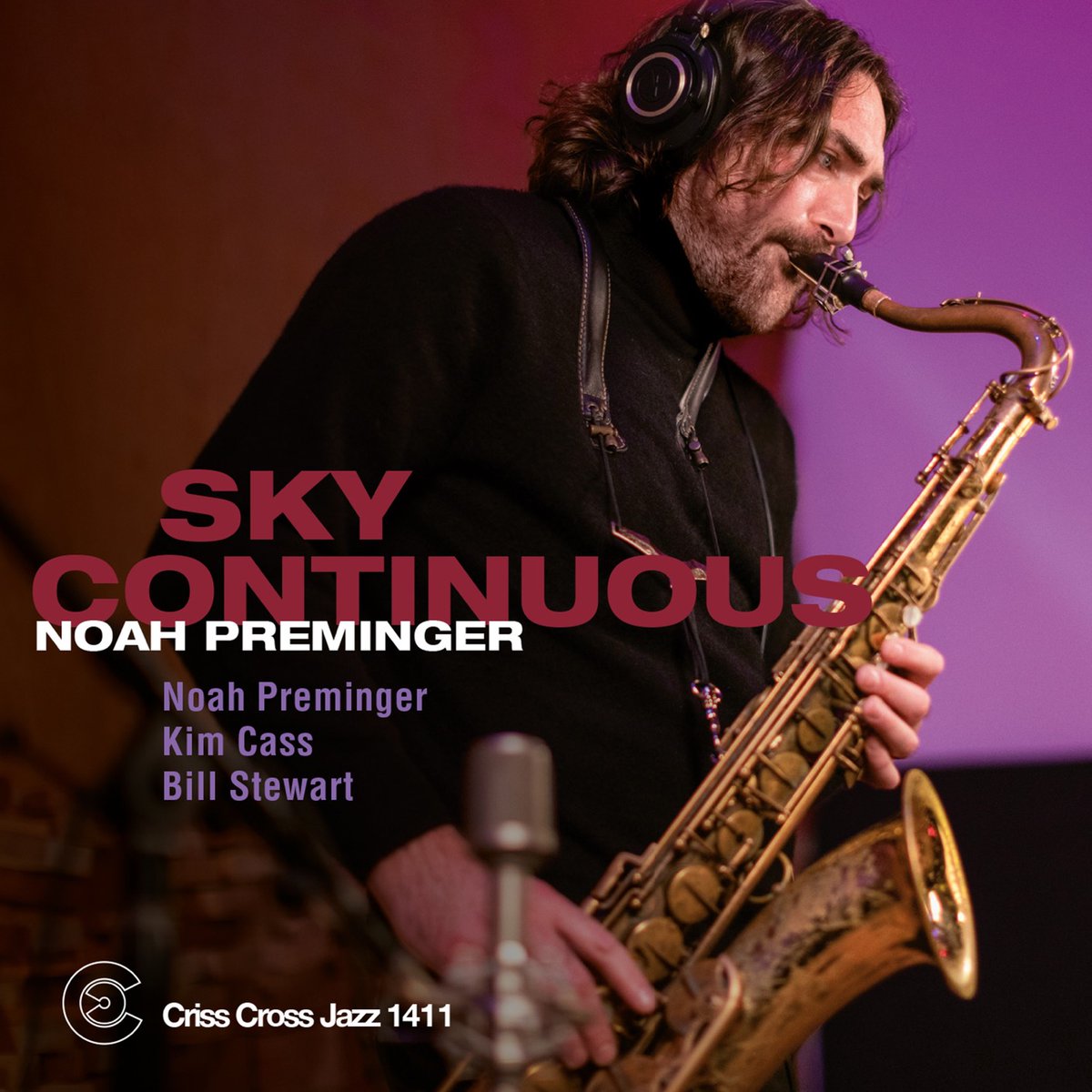 Breaking #facultyfriday news! Longy faculty Noah Preminger has a new record, Sky Continuous, out today on <a href="/crisscross81/">Criss Cross Jazz</a>. Congrats, Noah! 🎷 Longy.edu/jcm Check out this feature on Noah and his teaching philosophy: bit.ly/3eRMPlb
