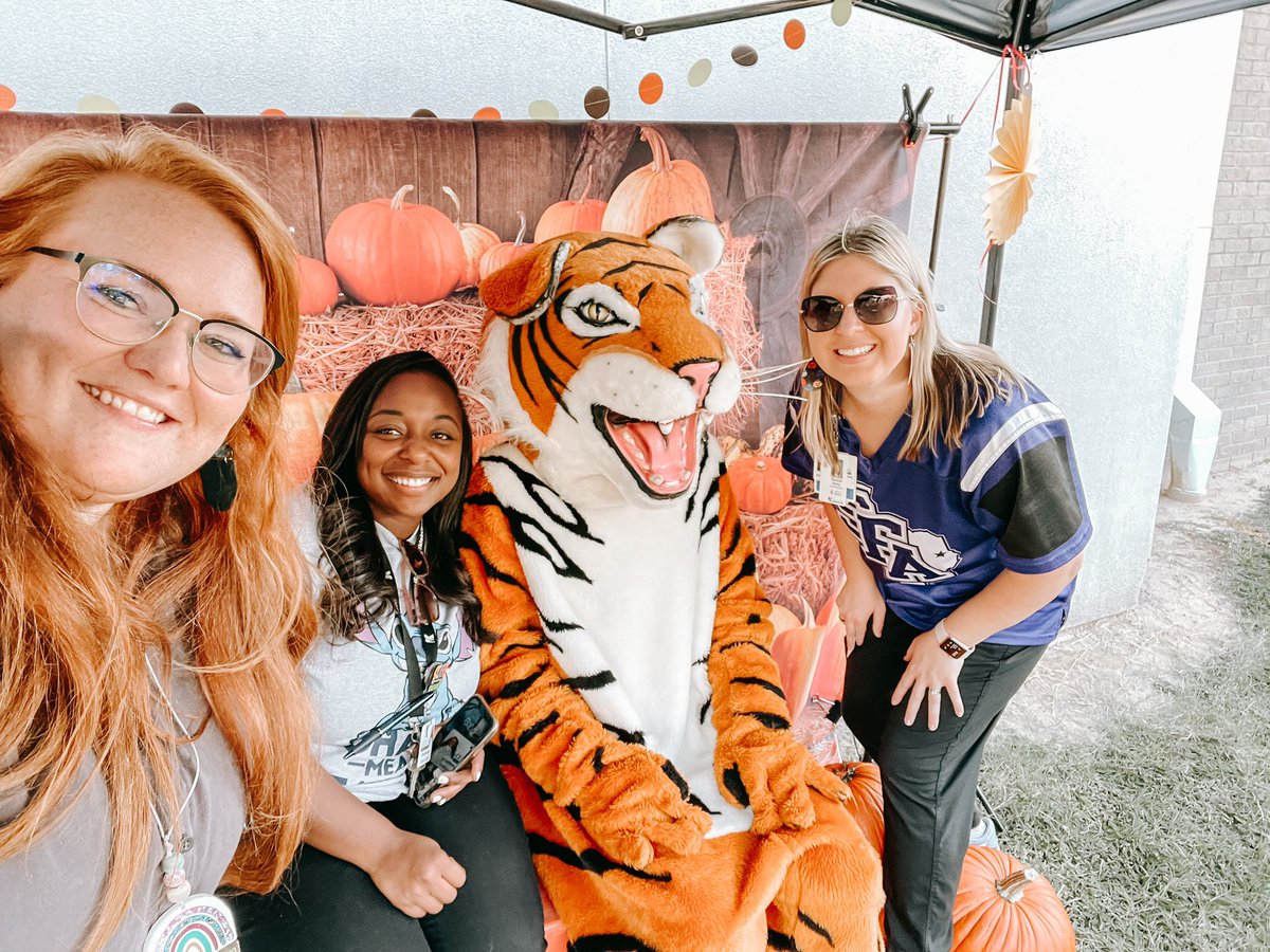 Kim Slaydon tweet media