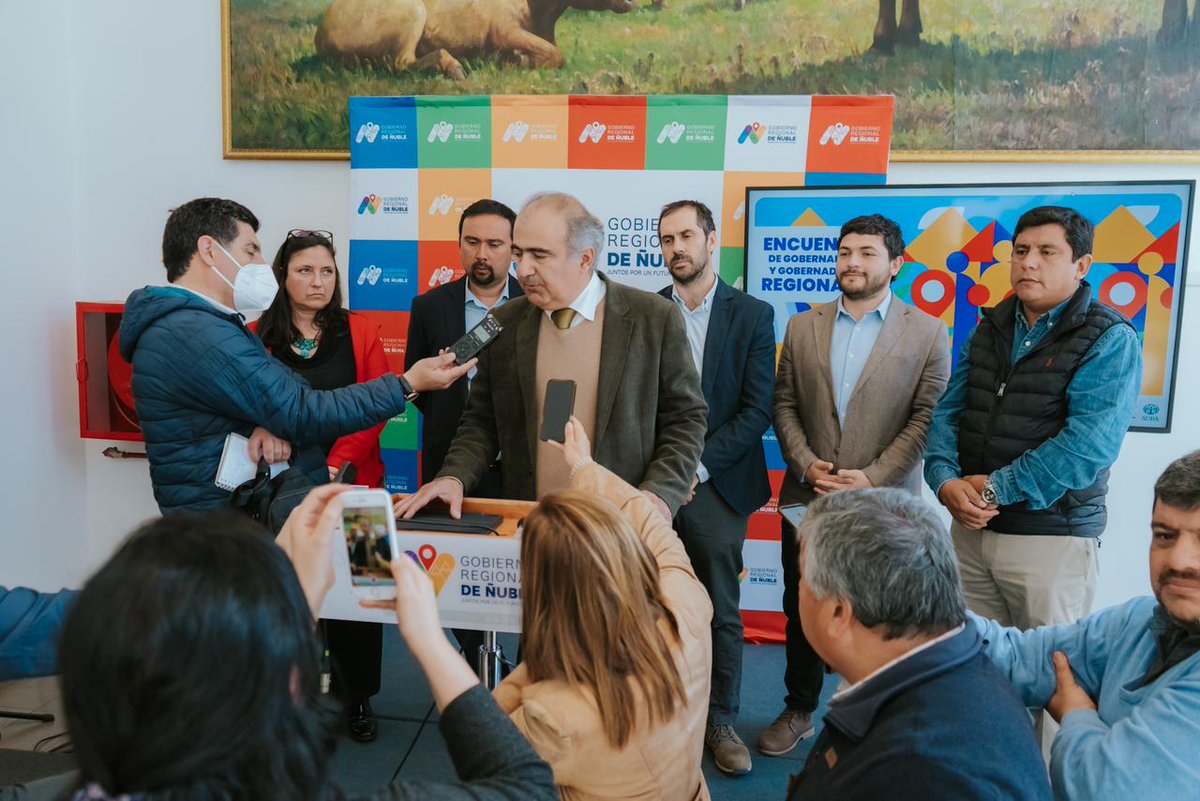 damikgi's tweet photo. En la Región de Ñuble, con el respaldo del ministro de economía Nicolás Grau, el gobernador Oscar Crisóstomo y la directora de Corfo Macarena Dávila, junto a la Cámara Chilena de la Construcción, hemos dado inicio al proceso de industrialización de la construcción. https://t.co/XvY8IjNg2u