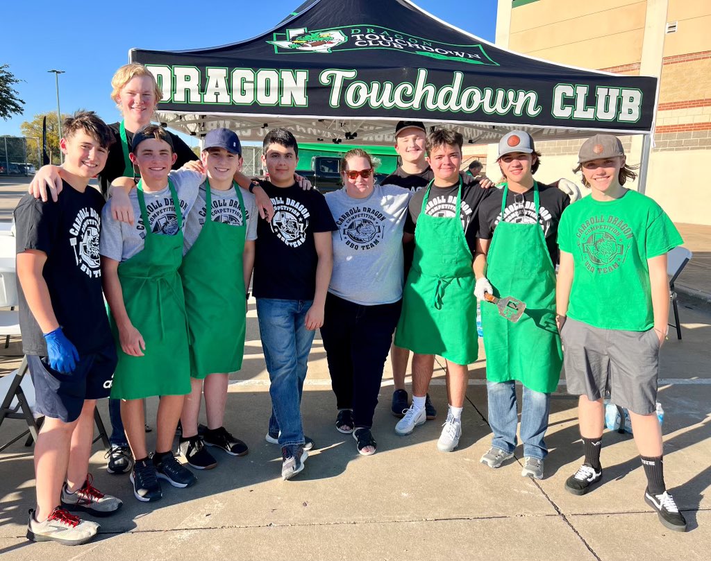 BBQDragons's tweet photo. The @DragonTDClub &amp; #DragonsBBQ is serving up fajita chicken tacos in the tailgate area @CABCSLC #GoDragons https://t.co/eJKqGV0AUE