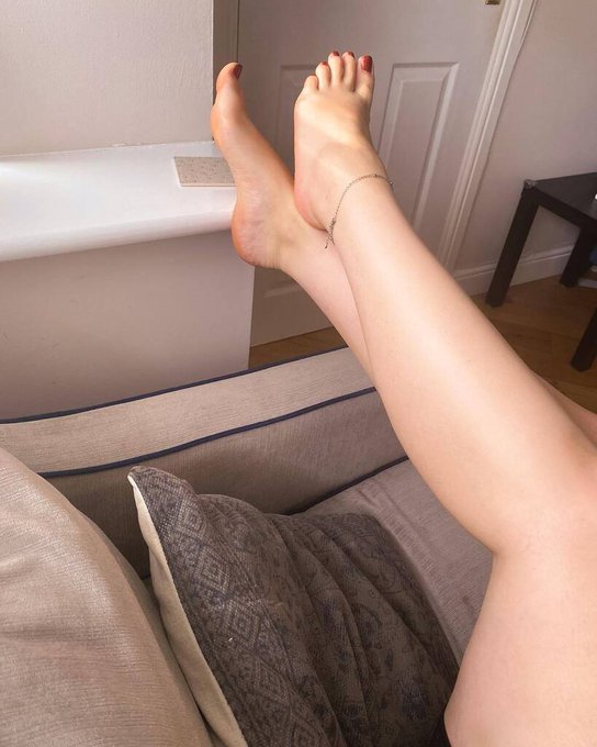 Imagine having these wrapped around you&hellip;. 👌🏻. #feet #feetmodels #feetpic #feetshoutout #footfetishbabe<a href="/tag/footfetish"class="tags"><span>#footfetish</span></a><a href="/tag/feet"class="tags"><span>#feet</span></a><a href="/tag/uk"class="tags"><span>#uk</span></a><a href="/tag/rednails"class="tags"><span>#rednails</span></a><a href="/tag/toes"class="tags"><span>#toes</span></a><a href="/tag/anklet"class="tags"><span>#anklet</span></a>