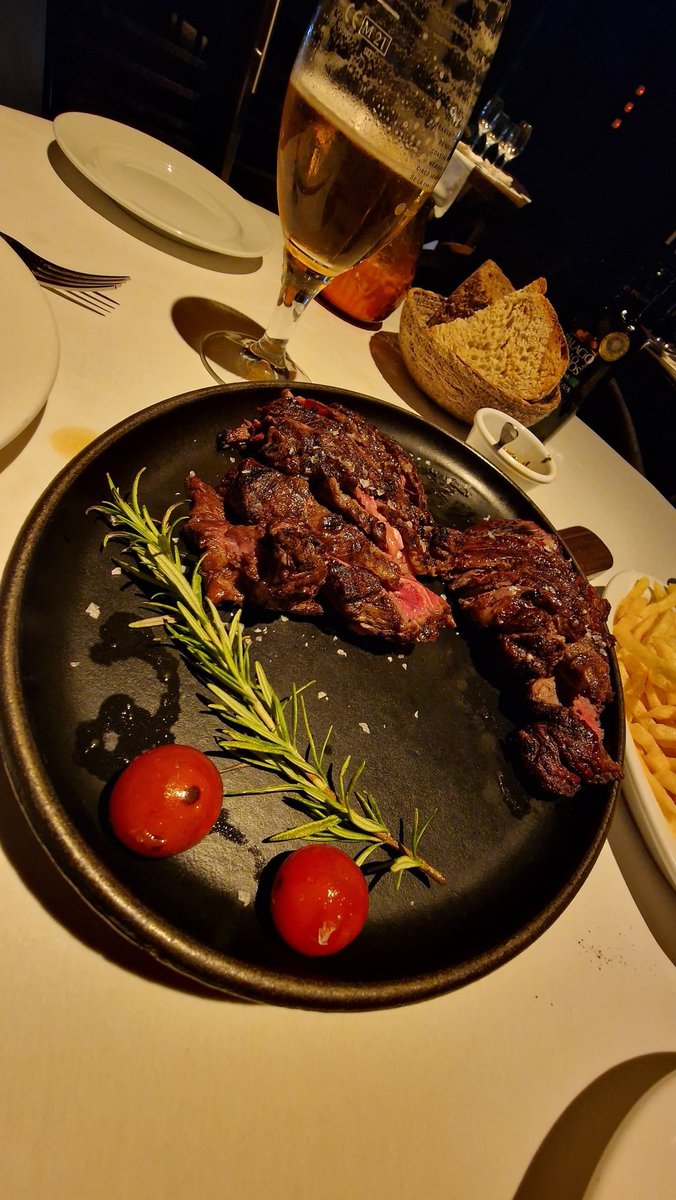 #Lomo Bajo Fileteado, al punto. 
🐄La Vaca #Argentina 🐄
📍Ventura De la Vega, 3. 28014, #Madrid