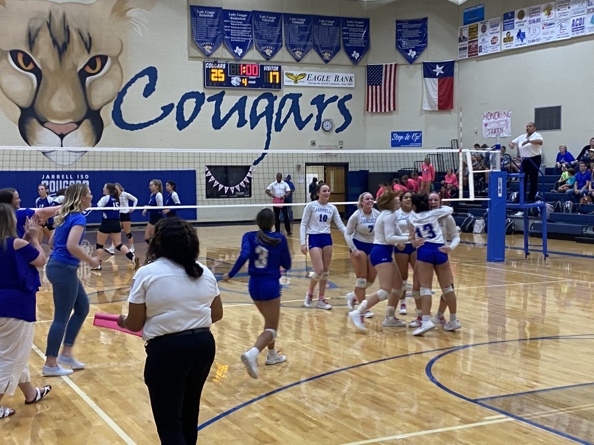 JarrellHS's tweet image. Jarrell Homecoming 2022!  Starting off right with a Lady Cougar WIN!!!!!!
#beatthebadgers #GoCougs