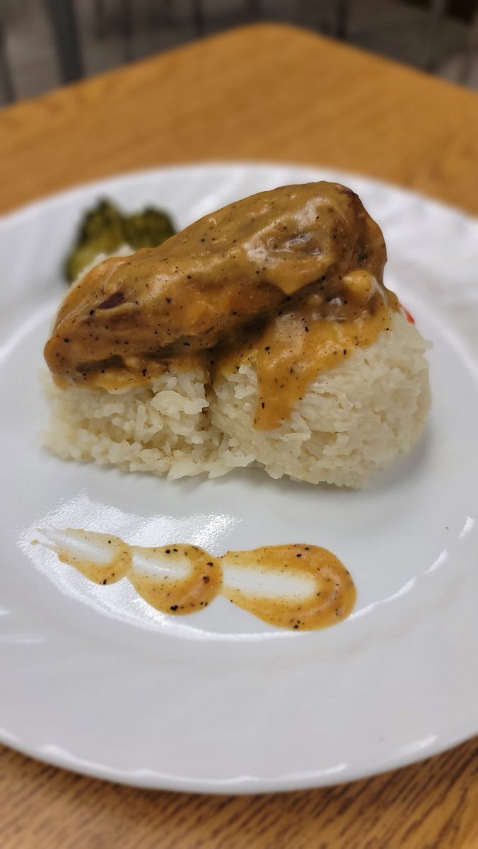 wave_culinary's tweet photo. My culinary 2 presentations.@JuliusHamlin @Wave_AP_Pierce @pambell32 @Wave_Counseling @Pburg_Schools @pambell32 https://t.co/naBLjRnNHY