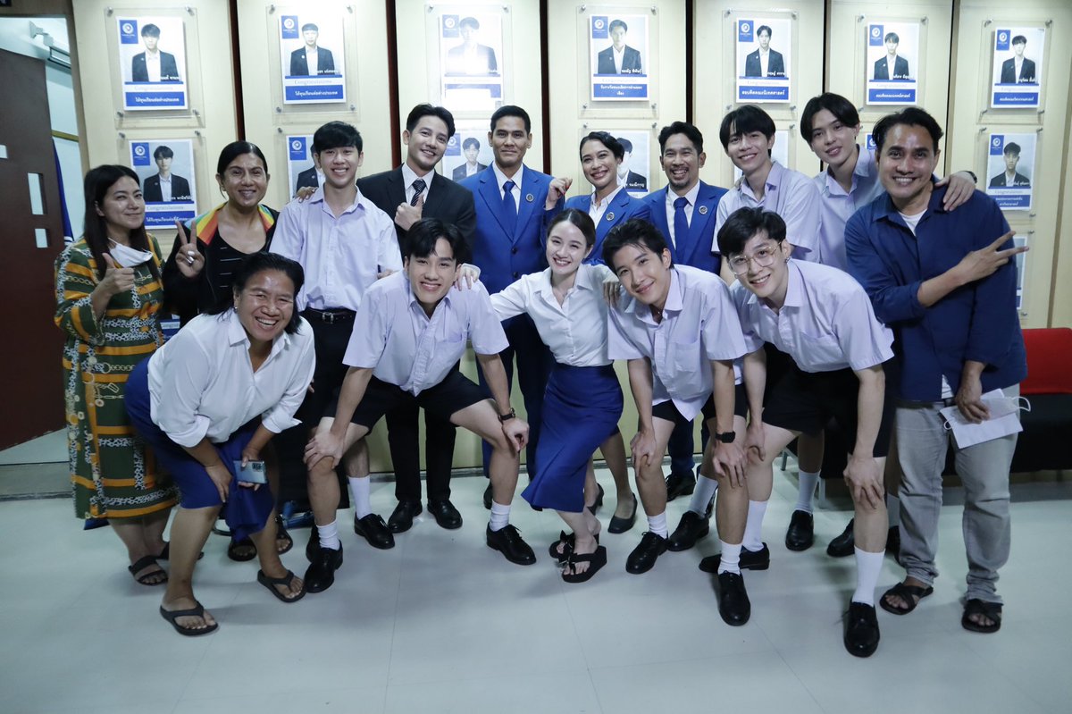 YokeeApirak's tweet photo. แจกความสดใสของชาวศุภพโล ขอบคุณทุกกระแสตอบรับจนทำให้คาธติดเทรนด์ไทยอันดับ 1 เทรนด์โลกอันดับ 2 และติดเทรนด์อีก 9 ประเทศ พวกคุณสุดยอดมากๆ ครับ #TheEclipseSeriesEP11 https://t.co/nYUcd2Yizg