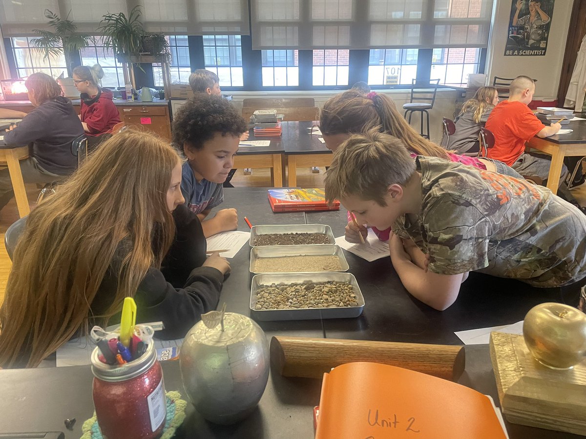 MrsMandrelle's tweet photo. 6th grade science classes studied glacial erosion. We simulated a glacier/ice cube & tested the effects of the type of sediment on the amount of erosion. We tested sand, soil, & pea stone. Which one do YOU think showed the most erosion with our โglacierโ? @JonesvilleCS #OneComet https://t.co/hEaZNpchBB