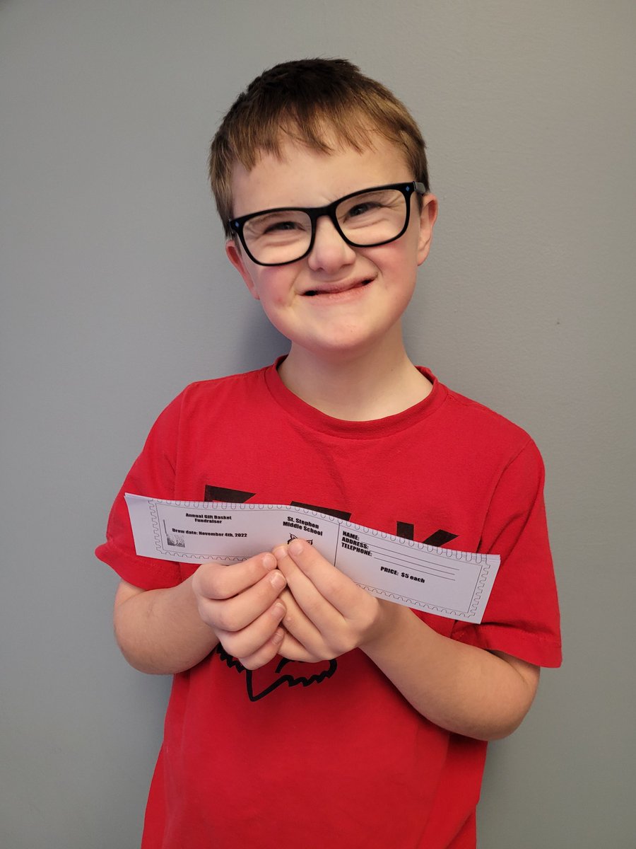 ErinBreenHarris's tweet photo. Bob I selling tickets for the annual Gift Basket draw @SSMS_Bobcats !!! Let me know if you want a ticket! They are $5 each! Bob was pretty excited to be top seller last year and would love to do that again! https://t.co/0kE43Jb1LE