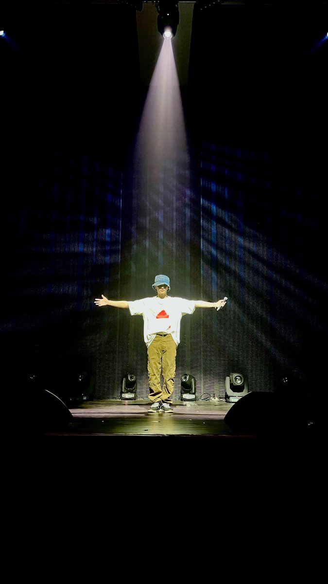 JAYBNDEF's tweet photo. See you in a bit!🇮🇩💚 https://t.co/Bg1HtPJ7Uf