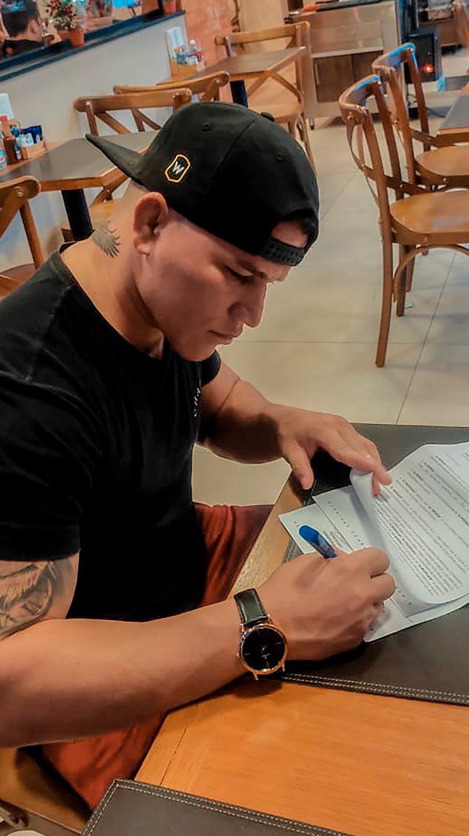 wccperu's tweet photo. 🔥 FURIA VERDEAMARELA ‼️ 🇧🇷 @fernandoeltoromma subirá a la jaula este 08/12.
🎟 Entradas disponibles próximamente.
#WCC #WCCPeru #ManimalSilva #WarriorManimal #MMA #mmaFighter #JiuJitsu #Boxing #mmaDrills https://t.co/YBab4kj9xo