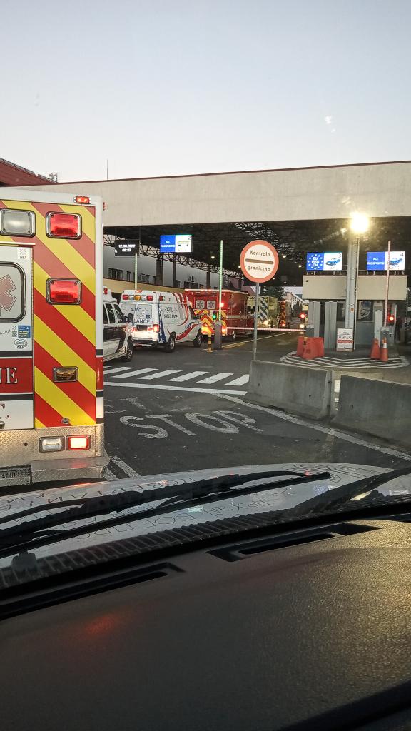 US Ambulances for Ukraine NFP tweet media