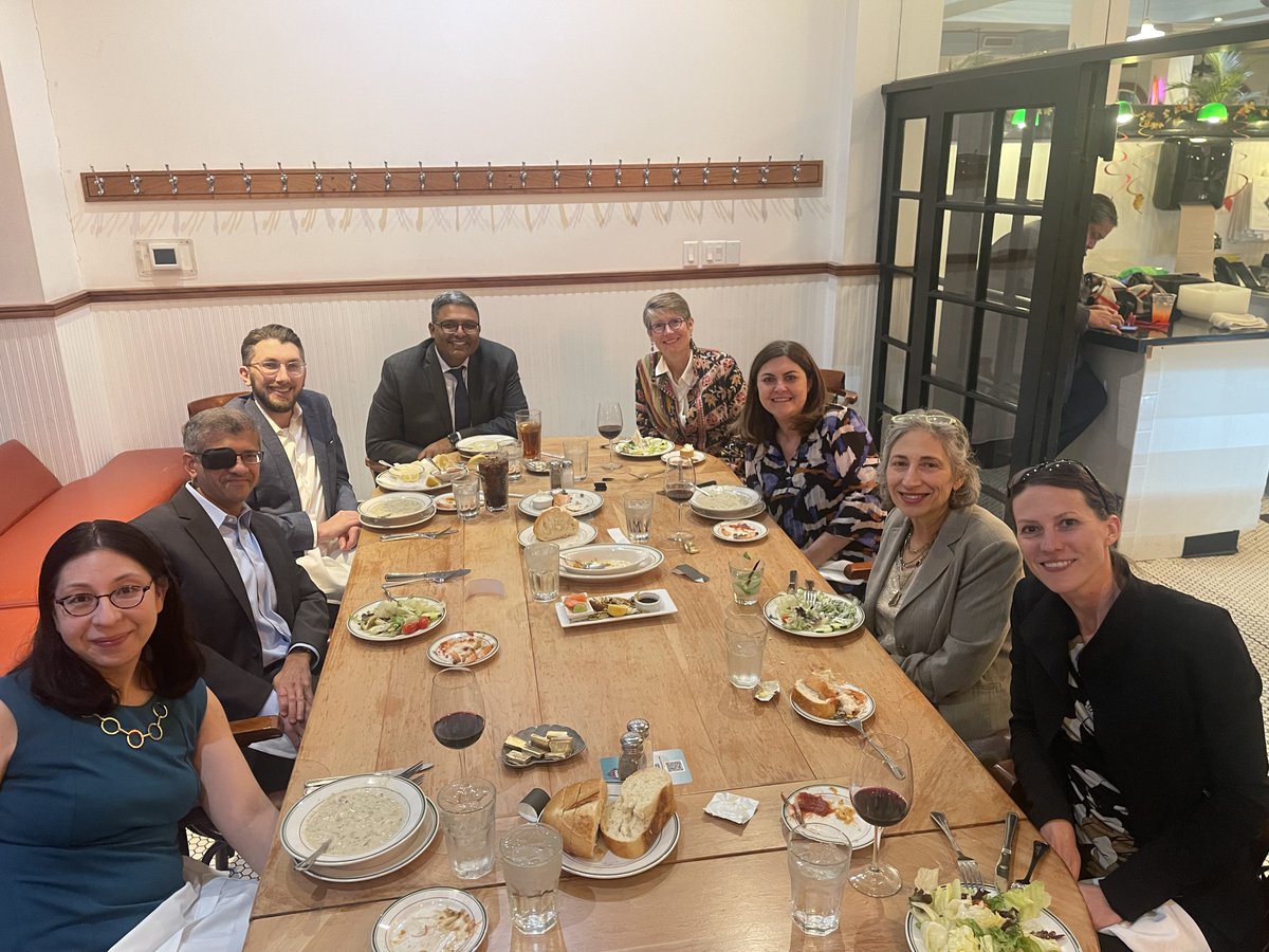 It was wonderful spending time with some of the dedicated and talented oncologists from our HCI Affiliate partners last week! <a href="/huntsmancancer/">Huntsman Cancer Institute</a> <a href="/besmdidwy/">Bonnie xxxxx</a> @debbiemstephens @tomvarghesejr @brianmitzman @kokenykris <a href="/helops79/">Heloisa Soares MD</a>