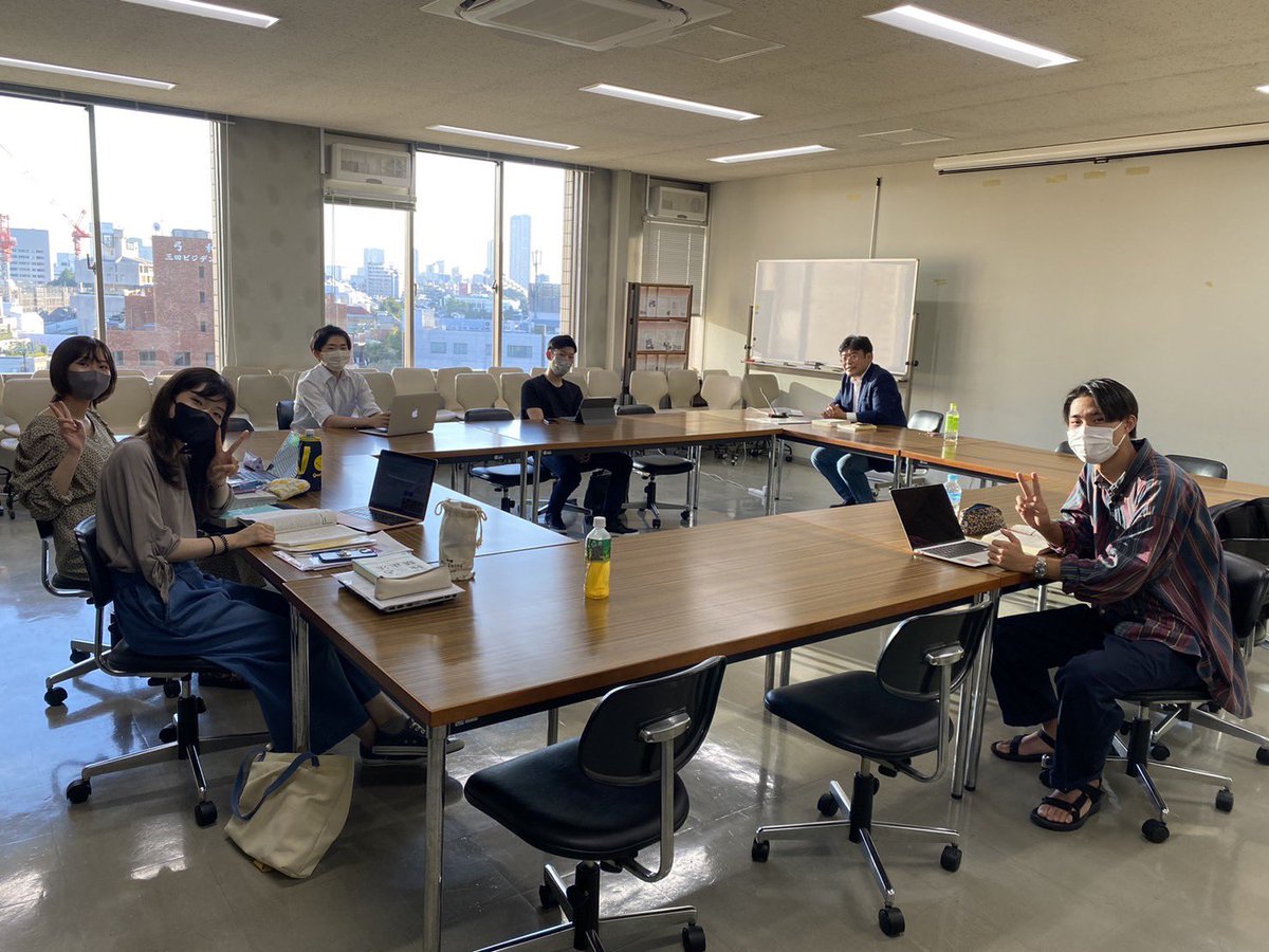 ishioka_semi's tweet photo. 皆さま、おはようございます☀️
本日10:00より
【J427教室】
で石岡ゼミの個別説明会を行います！
石岡ゼミに興味がある方も、独占禁止法って何？？という方も、ぜひお気軽にお越しください🥰✨️ https://t.co/ROL2GALDUs