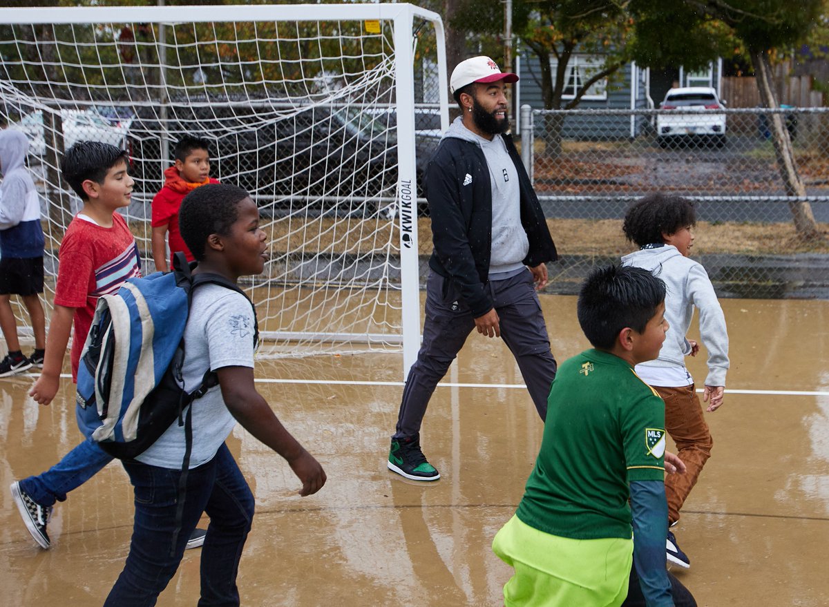 Fields for 𝓐𝓵𝓵 ⚽️ Our guys loved spending time opening up the brand new futsal court at Cesar Chavez Elementary with @PTStandTogether and Operation Pitch Invasion. Thanks for coming out and kickin' it with #RCTID!