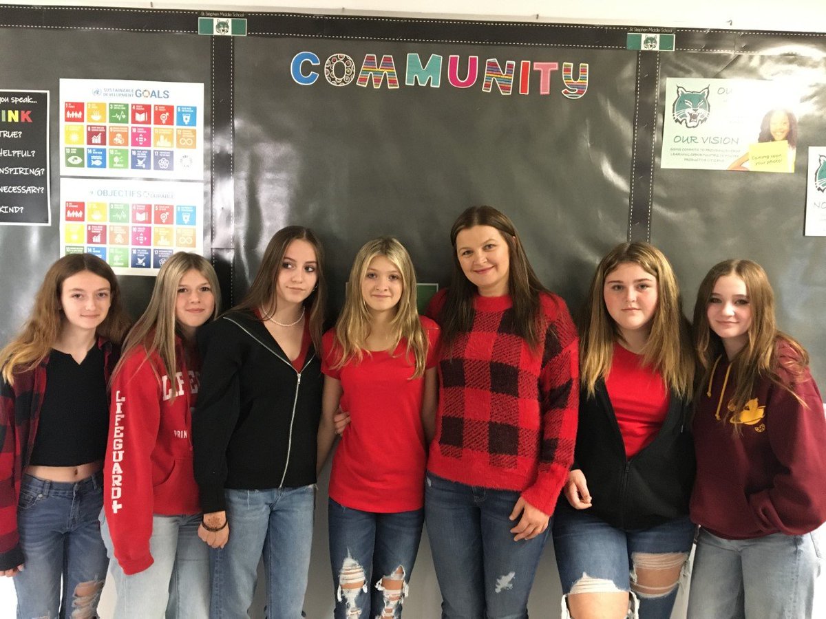 SSMS_Bobcats's tweet photo. SSMS recognized Dyslexia Awareness Month with a student-led presentation. Thank you to Nya and her classmates for a very informative presentation! https://t.co/W2ewtKTmbD