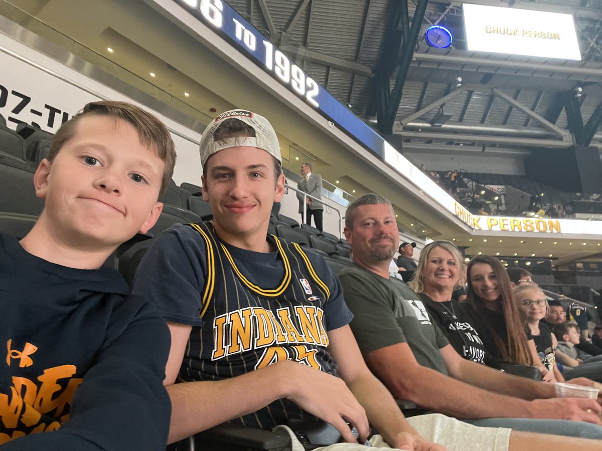 #pacersgamenight 💙🏀💛