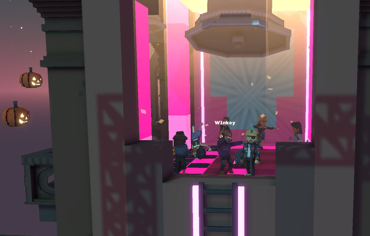 digitalsoldr's tweet photo. @TheSandboxGame I just participated in the Paris Hilton  #Cryptoween Event. Dancing in the Clock Tower check out my screenshot below!
🎃👇 https://t.co/jNQCEiEFZ7