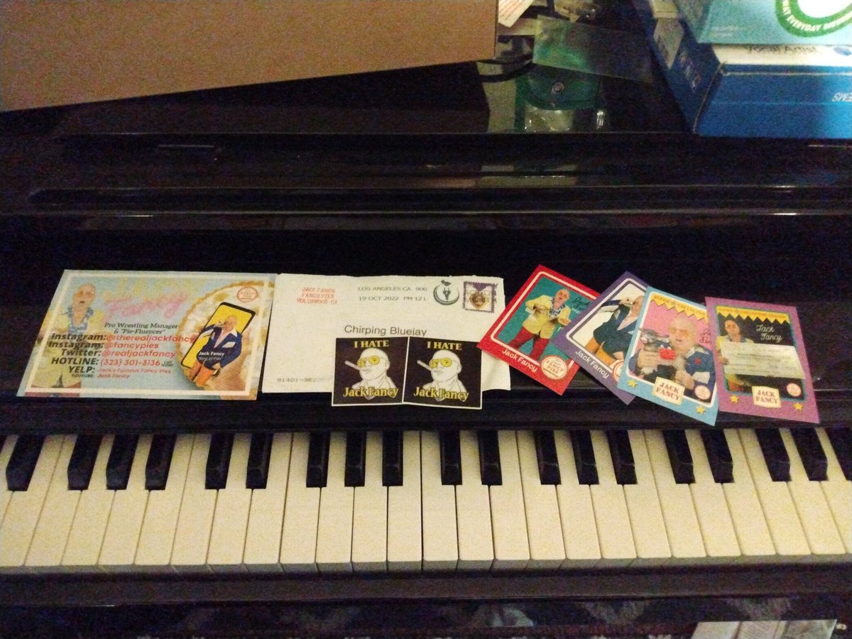 ChirpingBlueJay's tweet image. Woah! Just got my free collectible @realJackFancy cards! Maybe, I was wrong about him, he might actually be a good guy. Thanks #JackFancy .
👊😎👍
@fmlloficial @EWFEmpire
@RealSamAdonis @elgranrudo @laparktapia
@lilith_backup #prowrestling #WrestlingCommunity #WrestlingTwitter