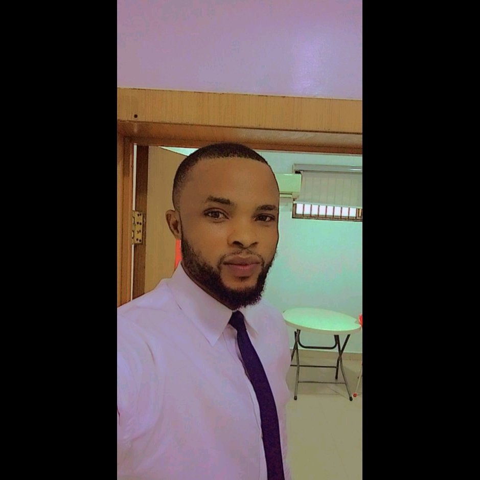 Davebling2's tweet photo. #NewProfilePic https://t.co/kZVAkhGjpC