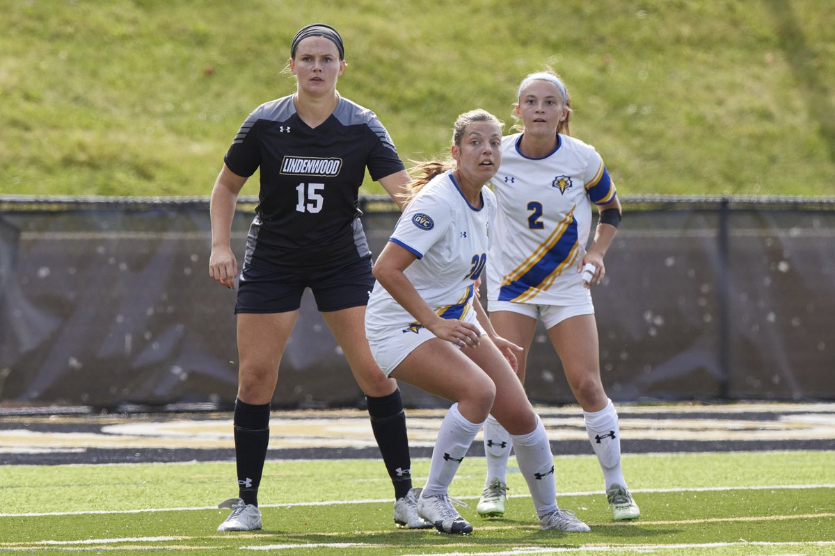 GRADUATE SENIOR LION SHOUT-OUT! Paige Anderson #15… MBA in Healthcare Administration Specialization. Congrats and thank you Paige! 🦁⚽️🖤💛