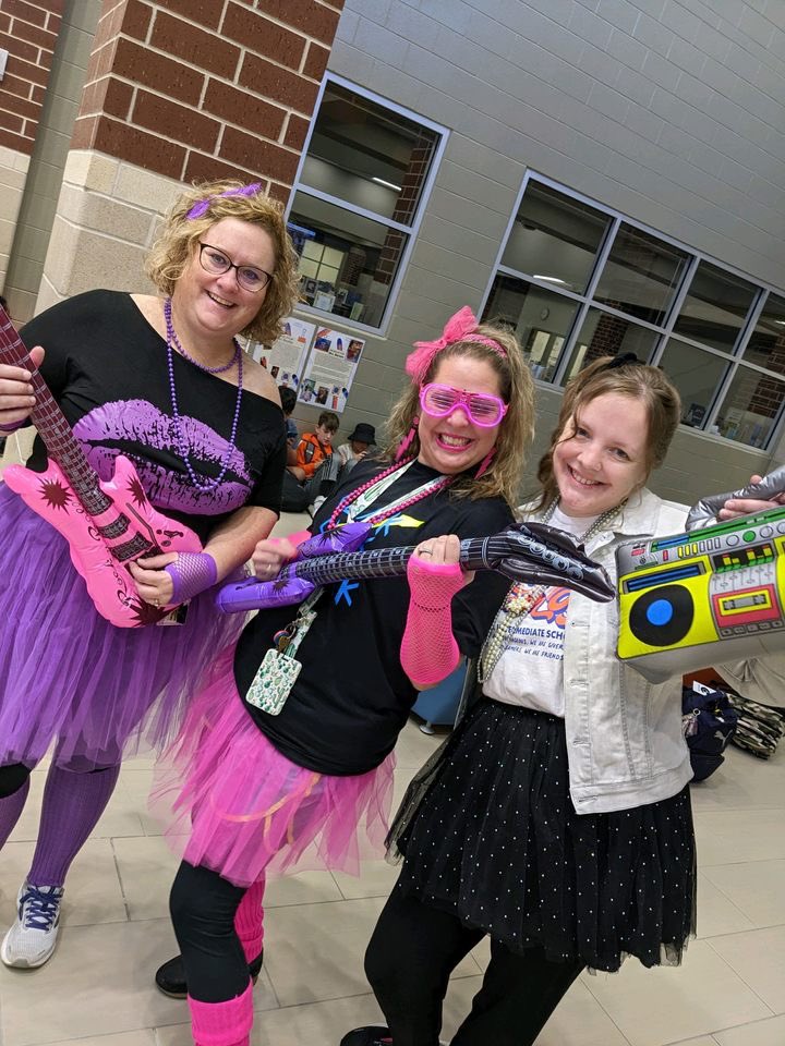 Mrs_Adams_Math's tweet photo. Girls just wanna have fun….  And these make it soooo much fun!!!! #ClarkConnects #GetYourTeachOn #RockYourSchool https://t.co/9fKVbBXHRs