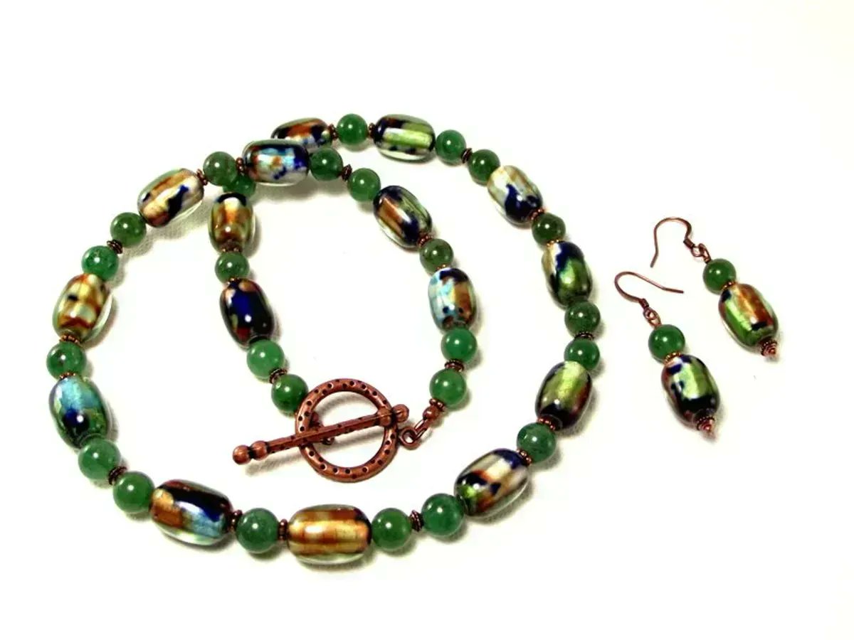 DesignsbyAudrey's tweet image. Lovely Green Blue and Copper Lampwork and Aventurine Necklace Set by #DesignedbyAudrey.  Awesome womens #handmade jewelry and accessories buff.ly/3RBPkWY via @Etsy buff.ly/3L0dgkt
