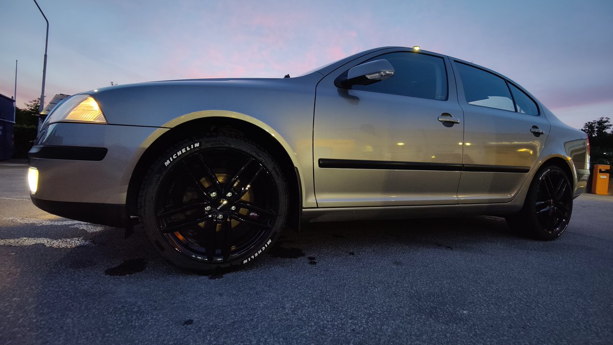 Johannes tweet media