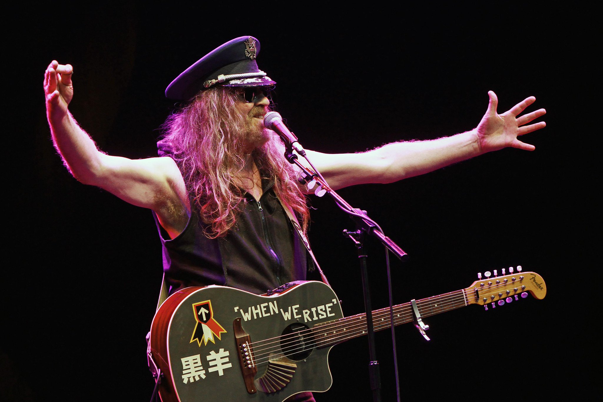 Happy birthday today to Julian Cope! 