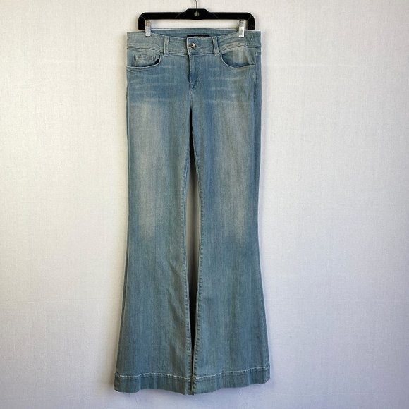 isabelleForget5's tweet photo. So good I had to share! Check out all the items I'm loving on @Poshmarkapp #poshmark #fashion #style #shopmycloset #hm #jbrand: https://t.co/ztCZWaIWOX https://t.co/Jb0BvRAagC