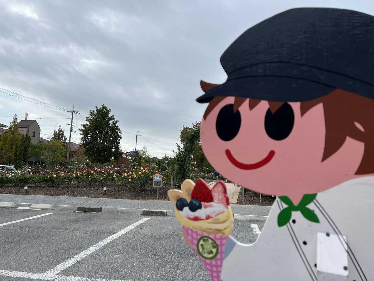 c_trefle02's tweet photo. 本日10/22はバラの満開を迎えた彦根市庄境公園で布教活動。
16時まで。

10/29までずっと連続出店
※雨天中止 https://t.co/pSjdxIsmTu