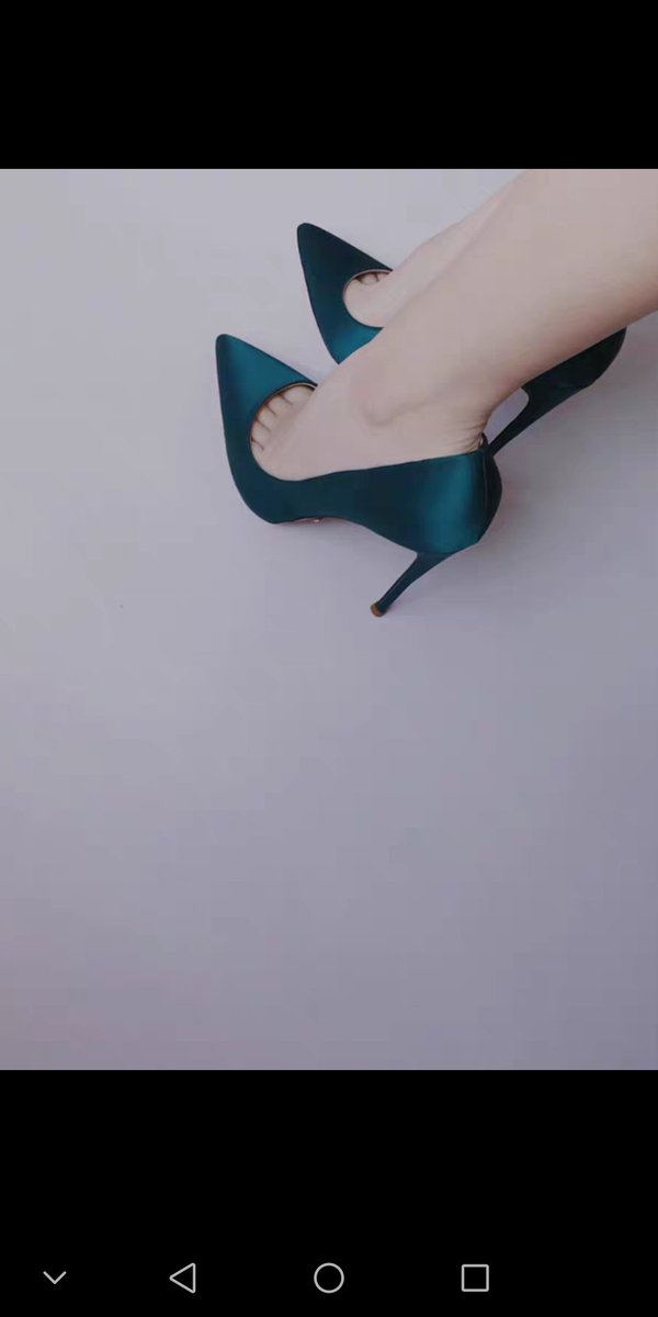 heelsnice's tweet photo. 如此美丽。
#heels #highheels  #高跟鞋 #美足 #足弓 #足背 #脚趾缝 https://t.co/m3iPhkwcDP